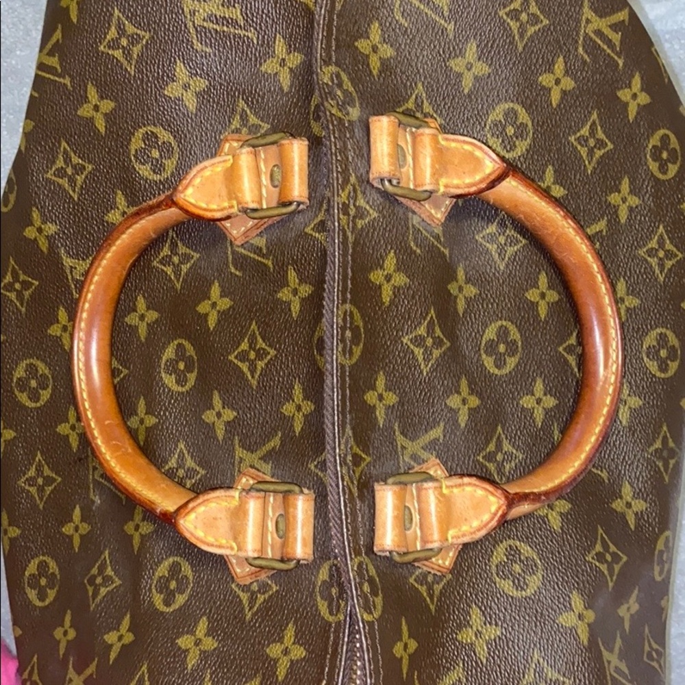 Louis Vuitton handbag. Speedy 40 Authentic - Picture 2 of 11